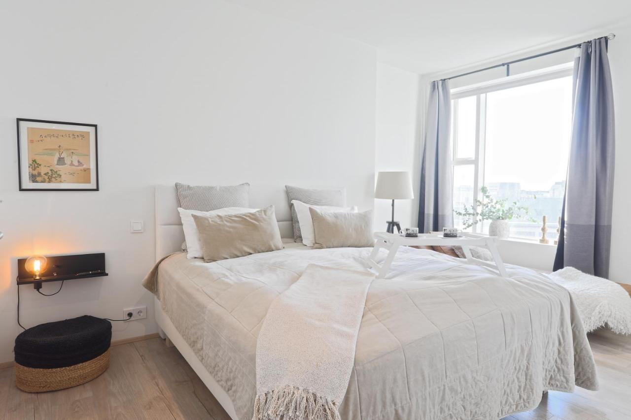 Salka Suites Luxury Apartment 2Br, 2 Bathrooms Reykjavik Exterior photo